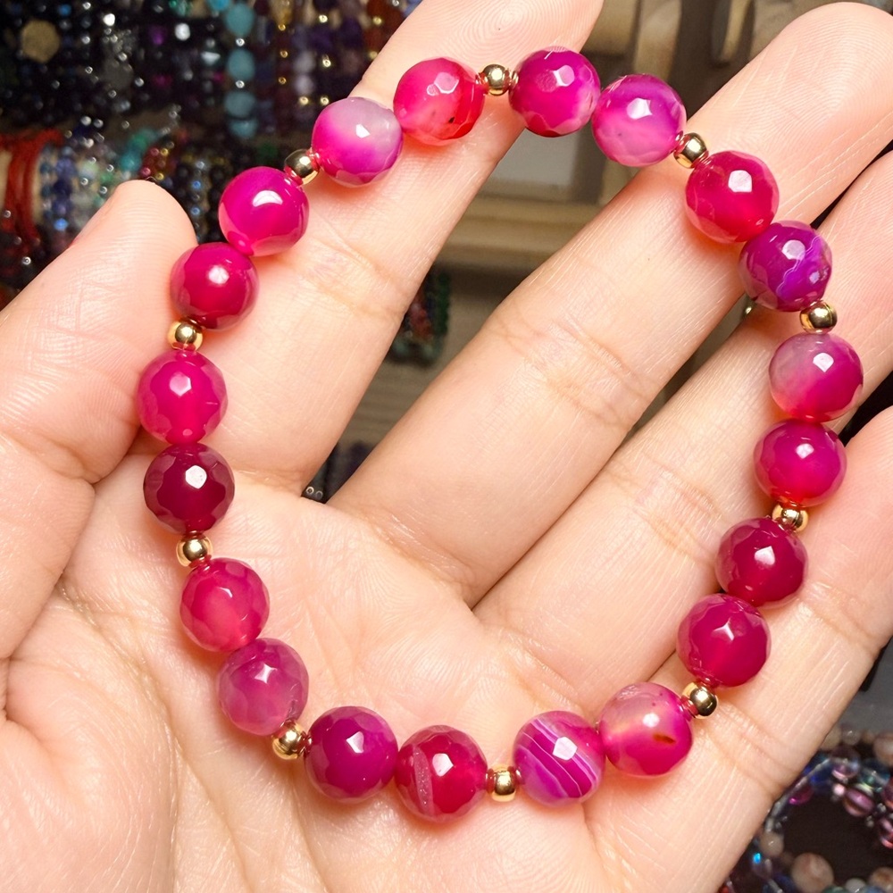 ๐ Pink Agate Bracelet ๐ - Picture 1 of 3